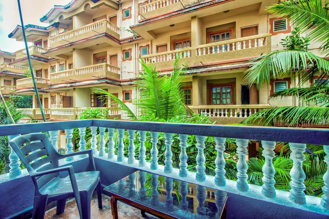 Candolim Glitter Sand Exterior foto